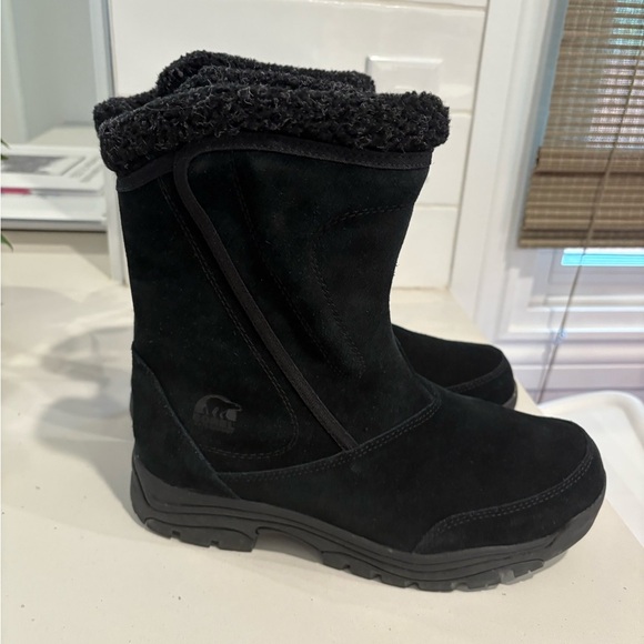Sorel Black Waterfall Boots - Picture 5 of 8